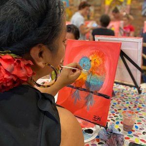 Meet your Posher, Edwina